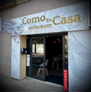 Devanture du restaurant Como en Casa à Canet, financé par CREDITS ASSUR